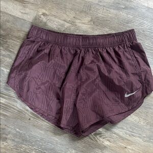 Nike Purple Athletic Shorts Lightweight Moisture-Wicking